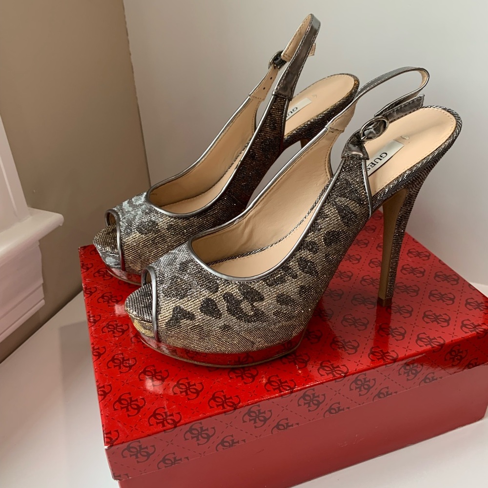 Guess women’s shoes